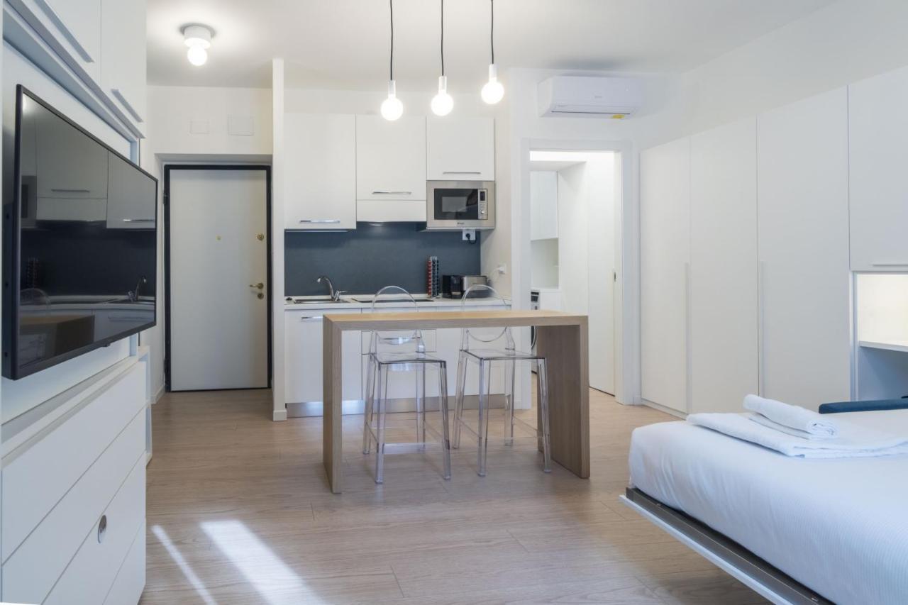 Easylife - Moderno E Chic Studio In Porta Venezia Милан Экстерьер фото